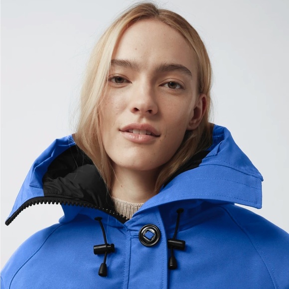 Canada Goose Jacket - Picture 5 of 9